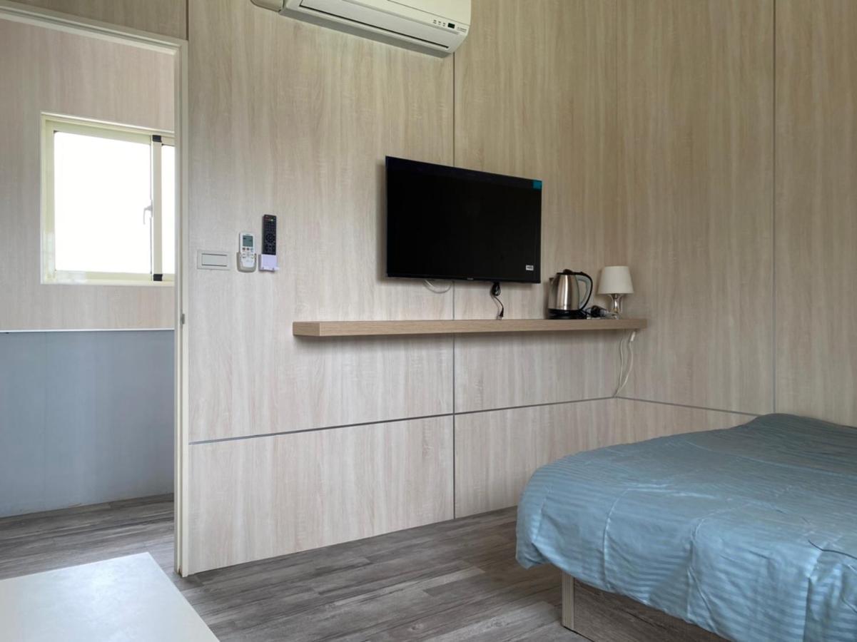 Taichung HSR Homestay Exterior foto